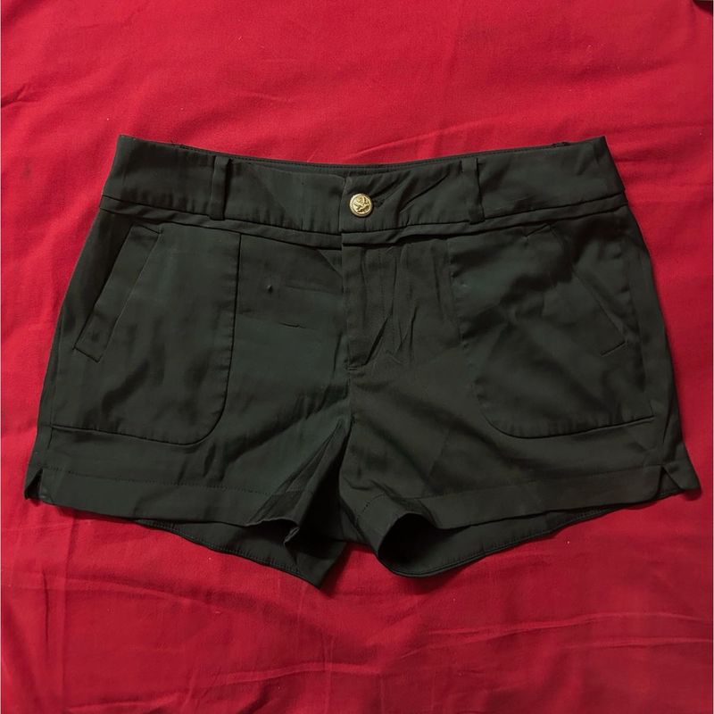 Chic Black Shorts