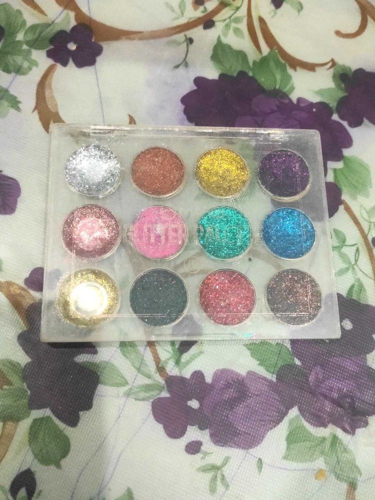 Mars Glitter Eyeshadow Palette