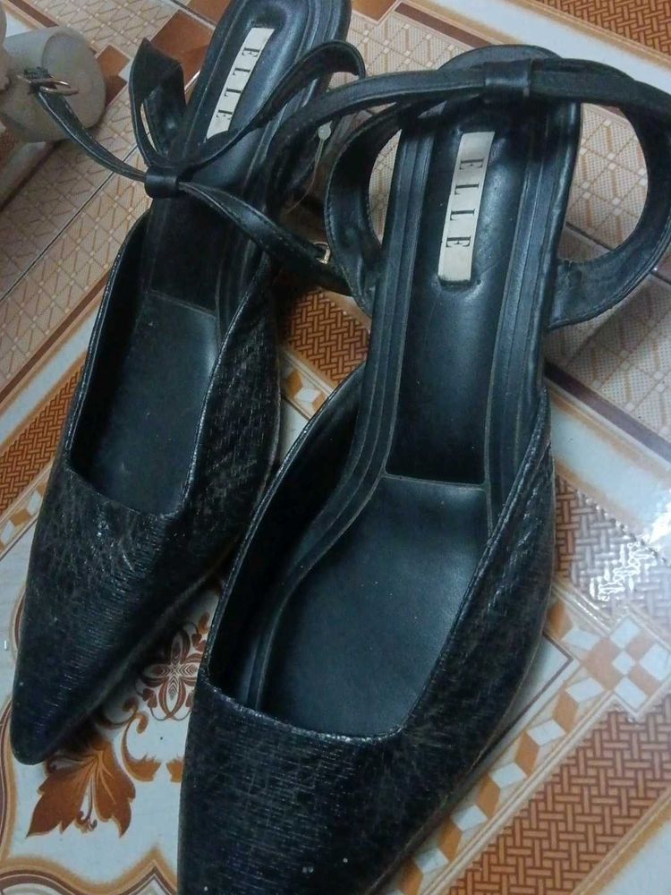 ELLE Black Heels