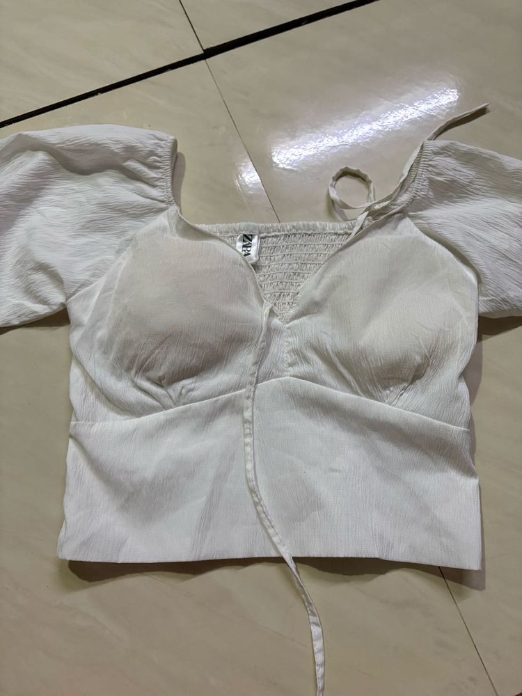 White Puff Sleeve Crop Top