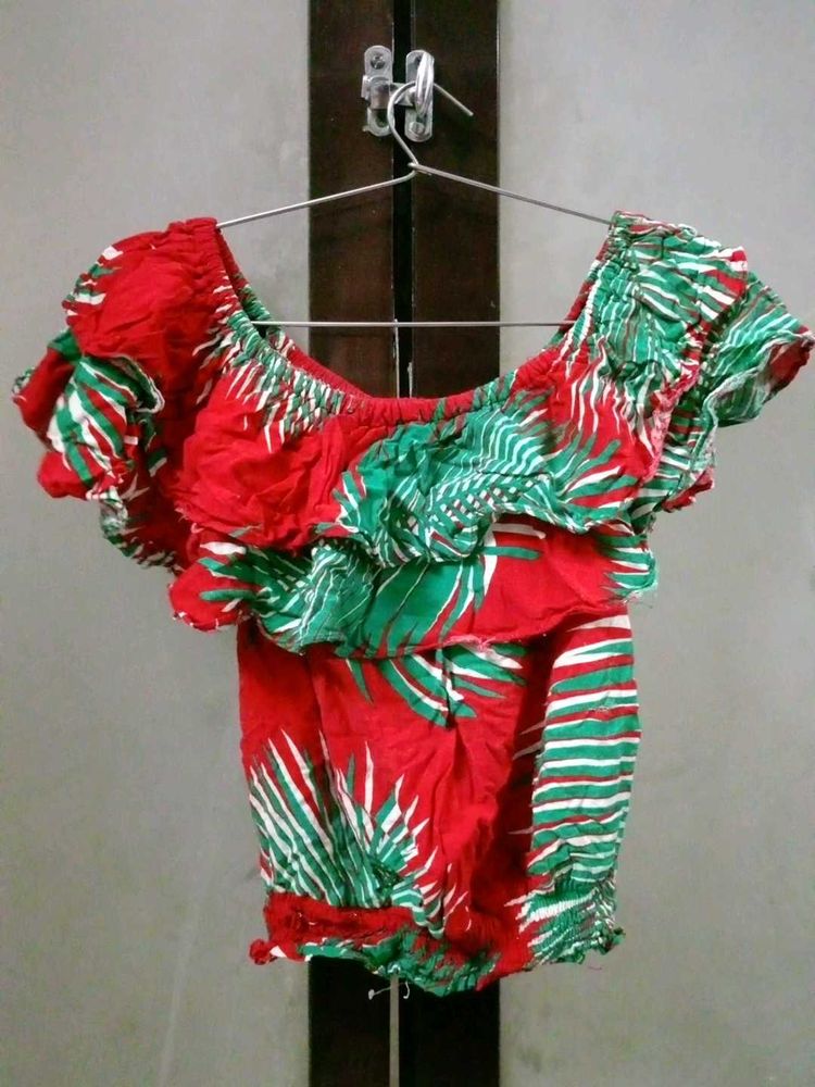 Red &amp; Green Tropical Print Off-Shoulder Top