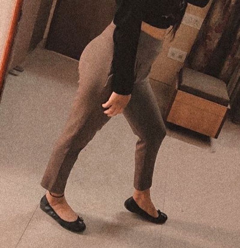 Stylish Brown Pleated Trousers