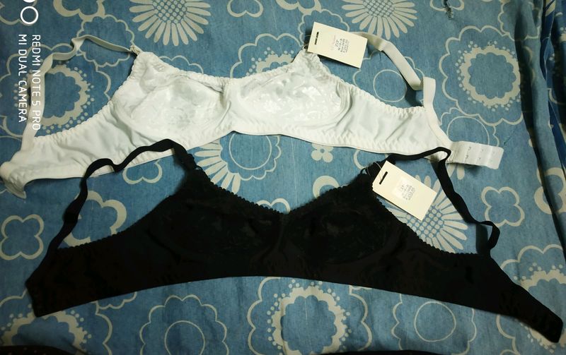 BRANDED New 2 Bra with Tag