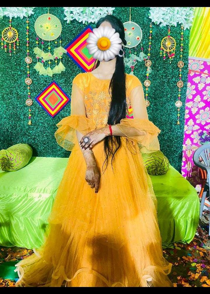 Stunning Yellow Ethnic Gown