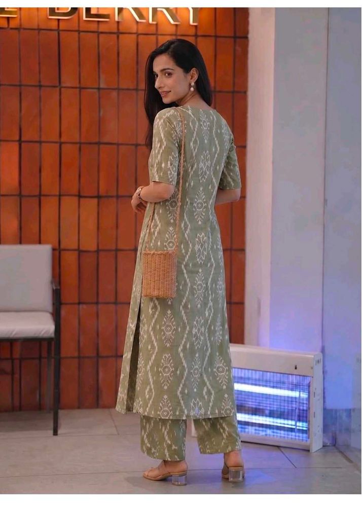 Stylish Printed Kurta Set