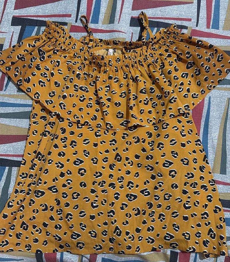 LeeCooper off shoulder top