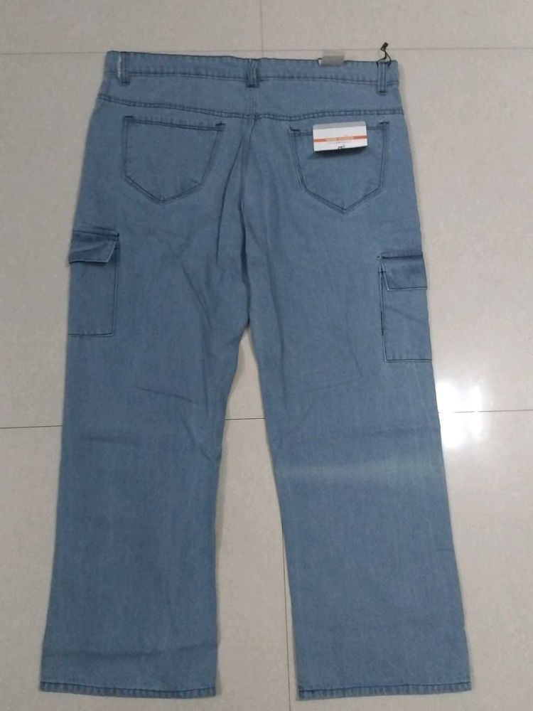 Cargo Jeans