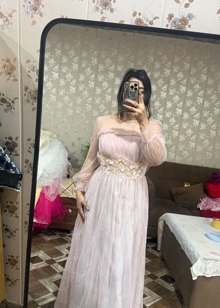 Elegant Pink Tulle full sleeveGown🎀🩷🦋
