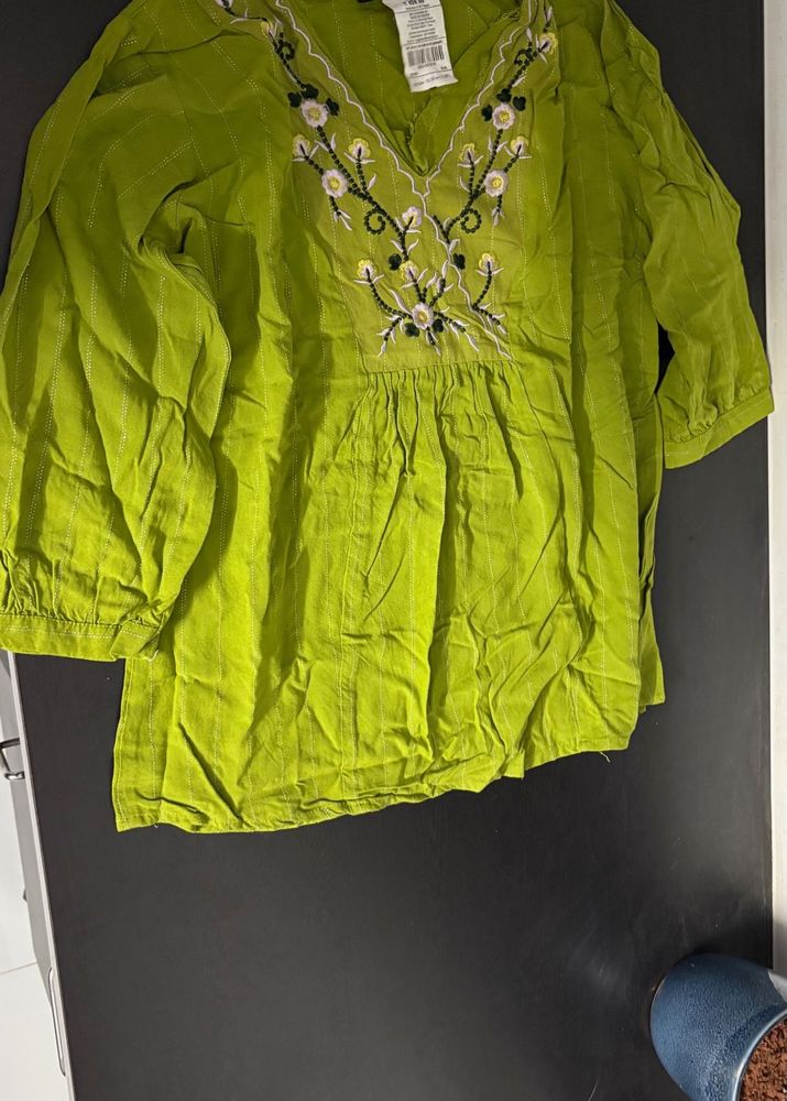 Lime Green Embroidered Kurta