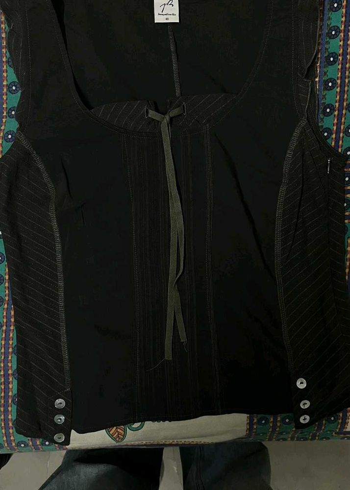 Stylish Black Pinstripe Top