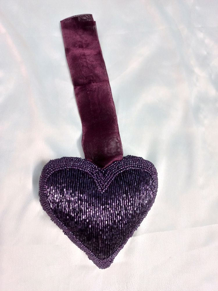 2 Hanging Hearts