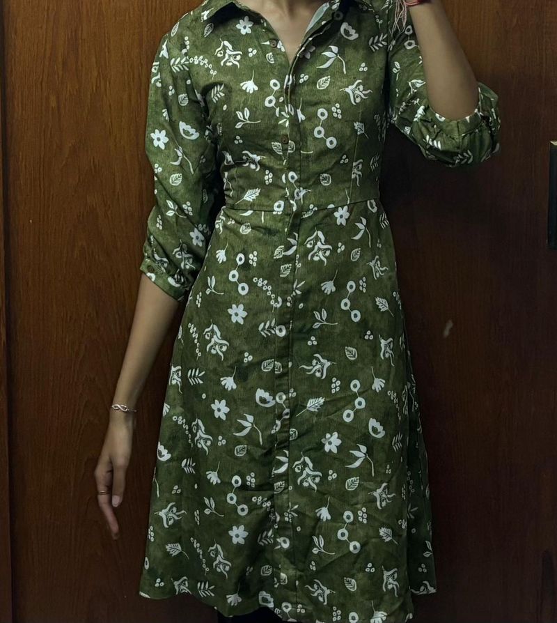 cute green floral short dress with collar