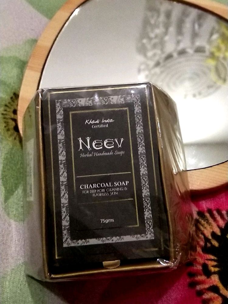 Neev Charcoal Soap