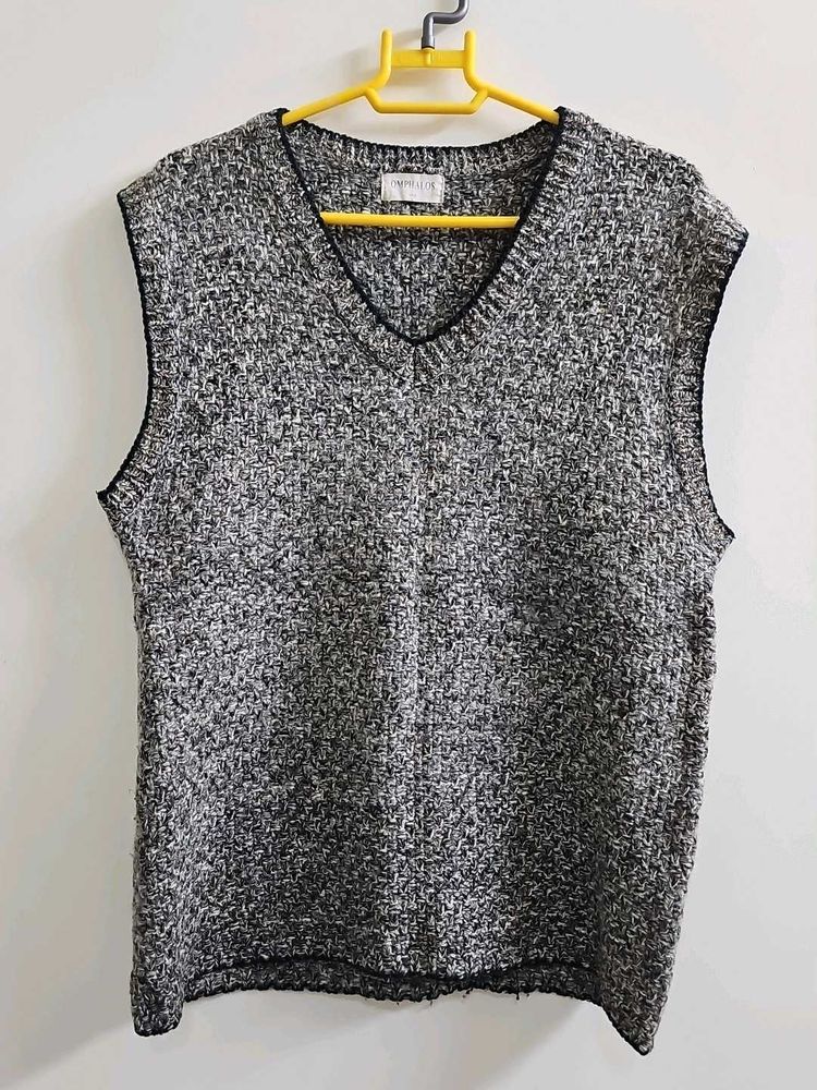 Stylish Sleeveless Knit Vest
