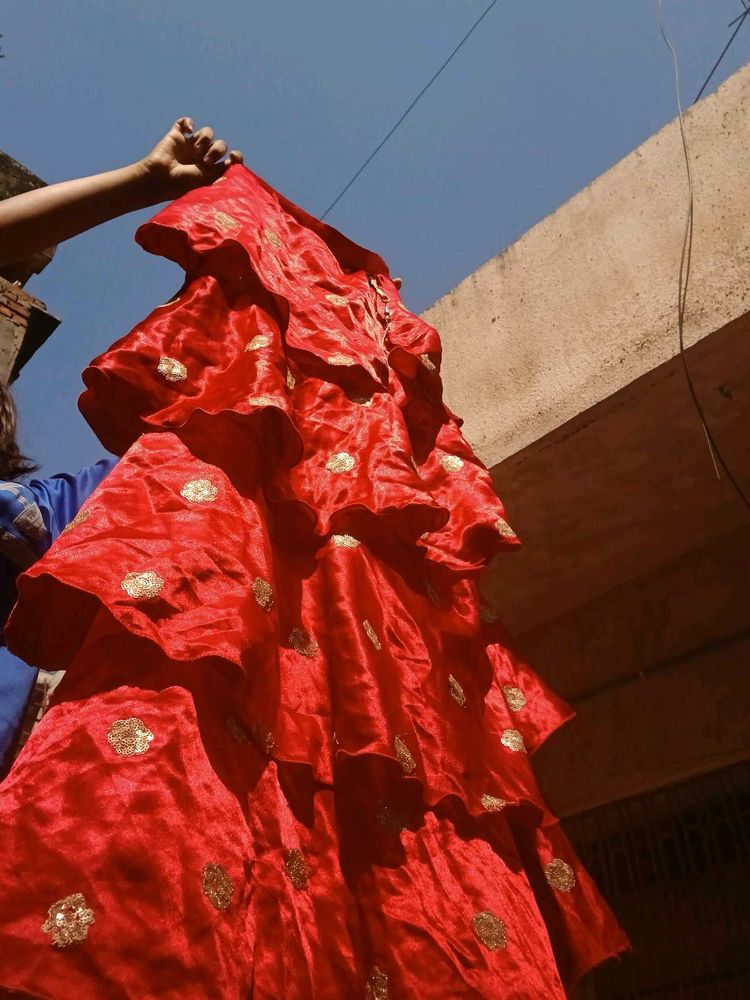 ❤️‍🔥cute red skirt❤️‍🔥
