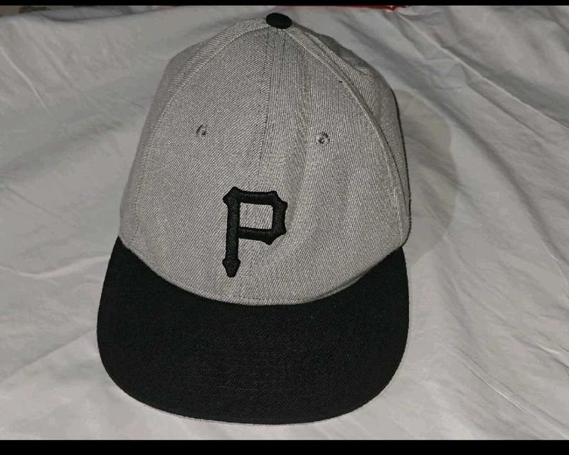 Pittsburgh Pirates Baseball Cap
