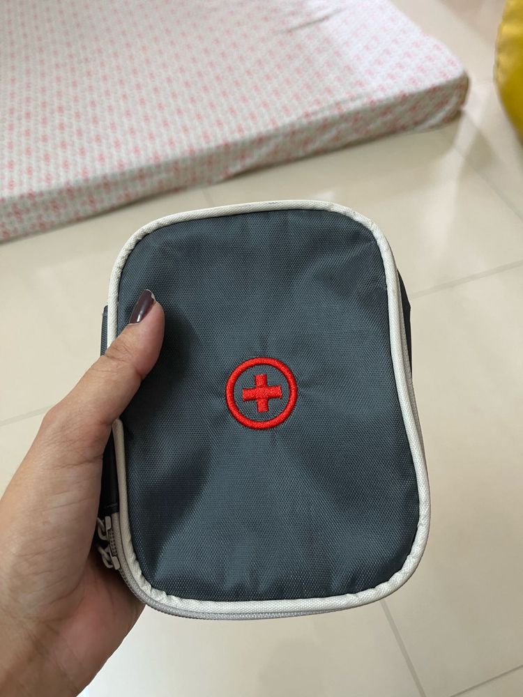 Compact First Aid Kit Pouch