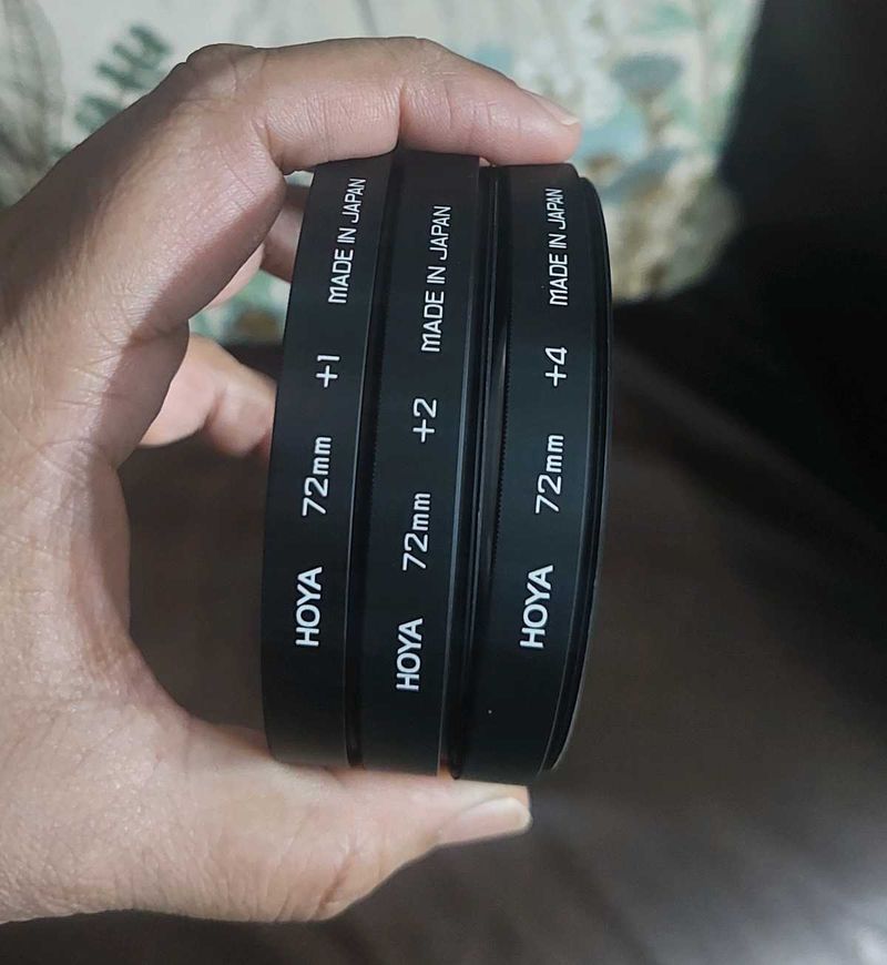 Hoya 72mm HMC closeup lens filter set with case