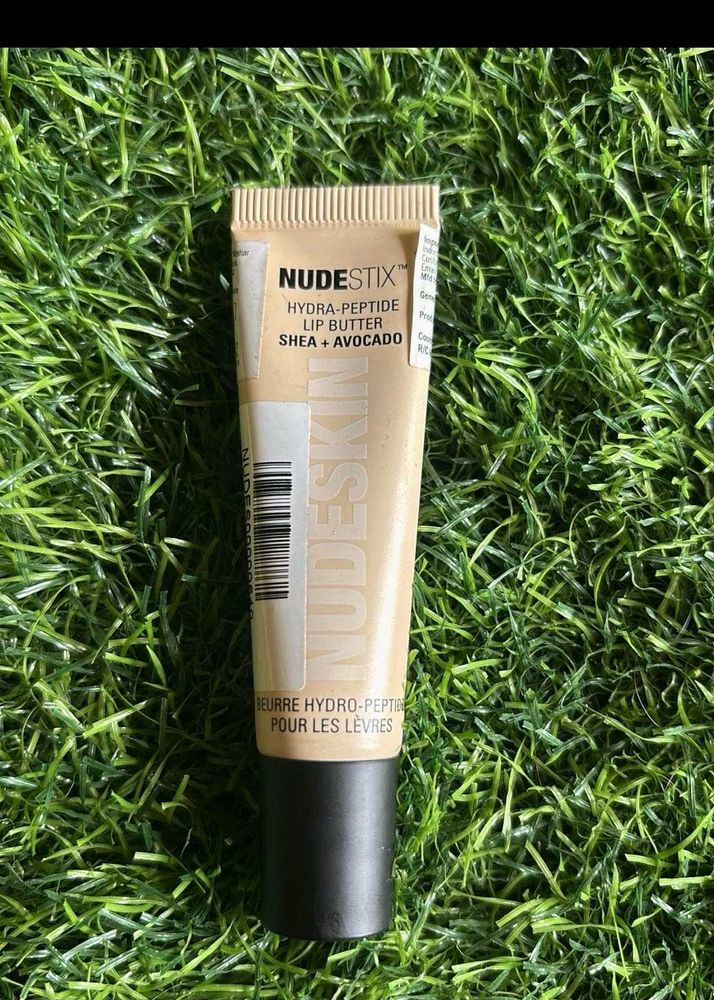 Nudestix Hydra-Peptide Lip Butter