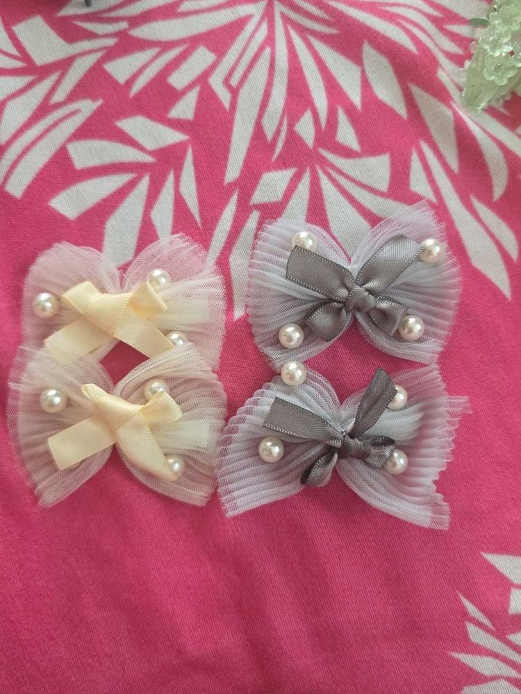 Pearl &amp; Bow Hair Clips Set