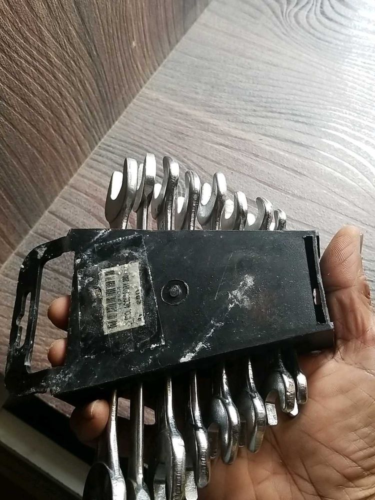 8 piece spanner set