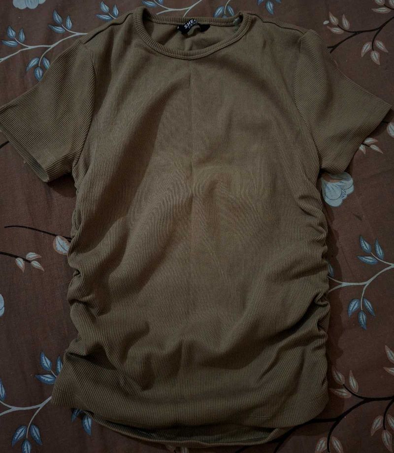 Brown Ribbed Ruched Top
