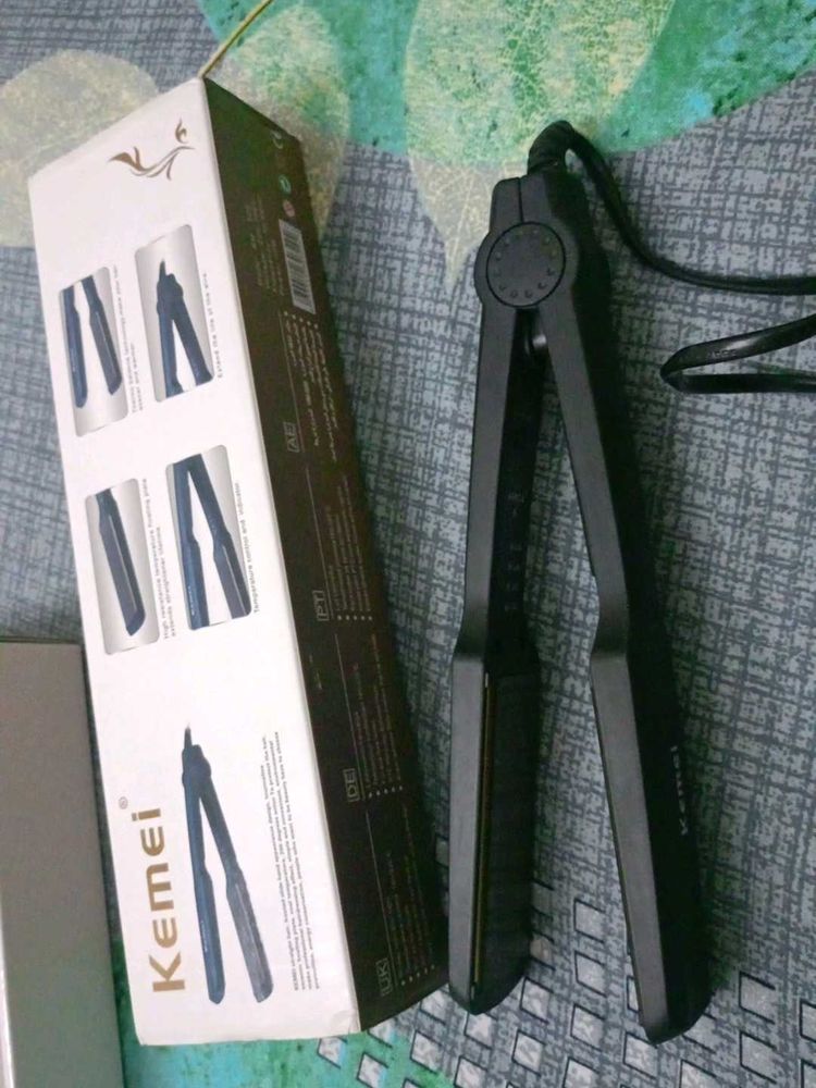 Kemei Hair Straightener