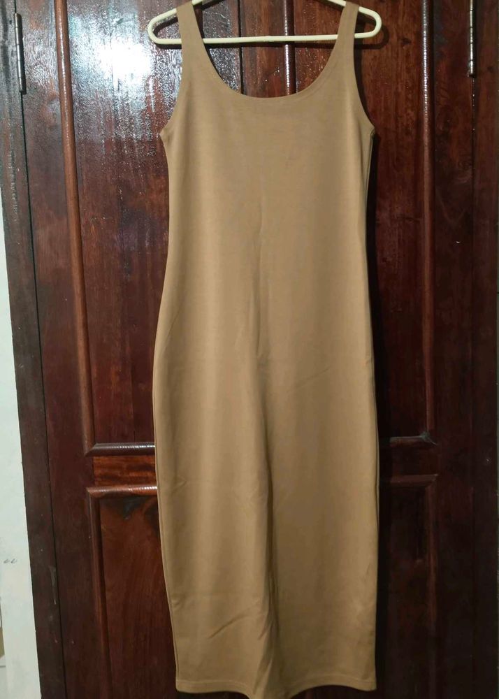 Bodycon Dress With Back Slit