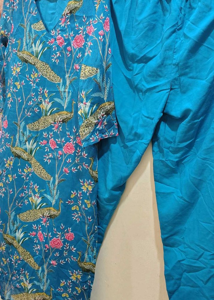 Vibrant Blue Printed Kurta with Pants