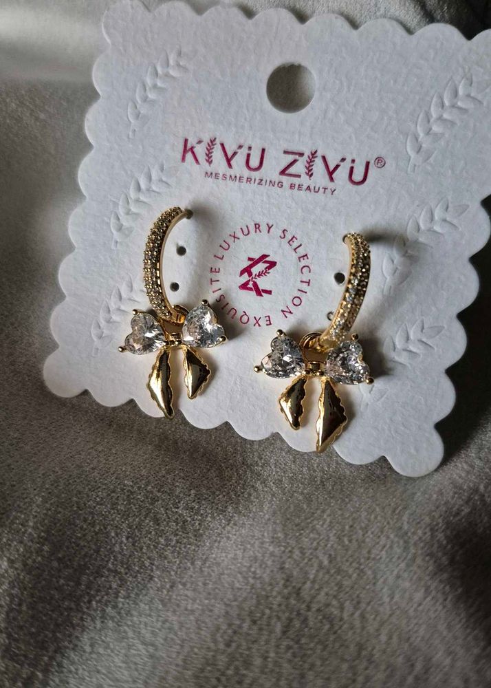 AntiTarnish Detachable Sparkling 🎀 Earrings