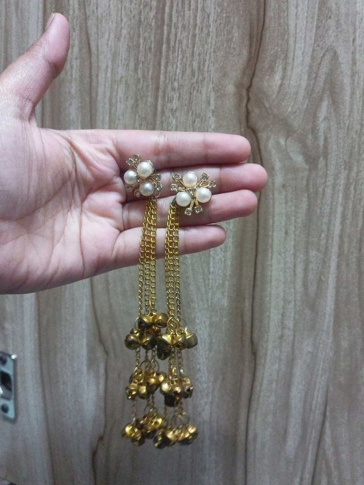 Kashmiri jhumkas Earrings with Pearls