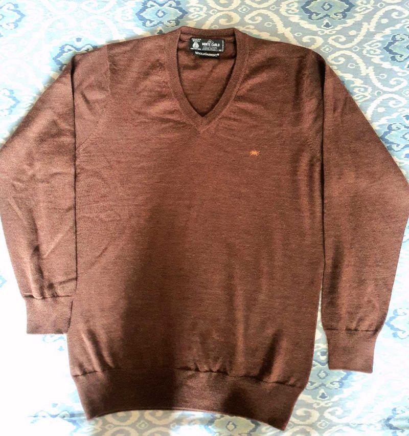 Brand New Men's V-Neck Wool Blend Sweater