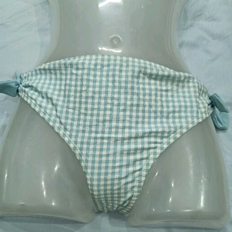 ⚛️ Cute Gingham Bikini Bottom