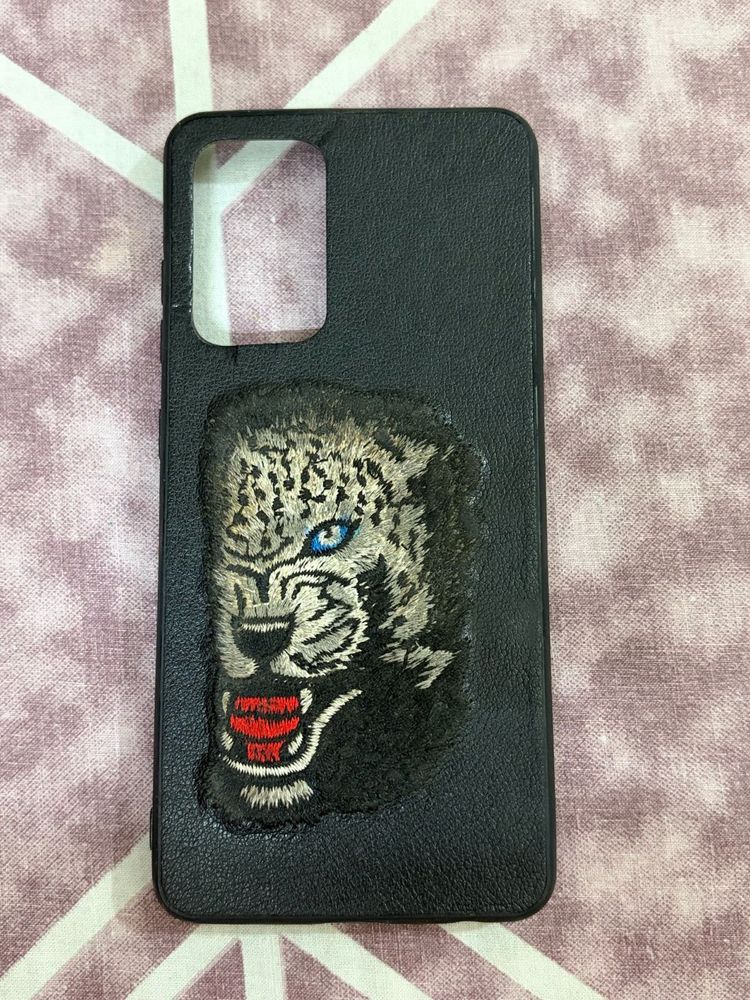 Leopard Embroidery Phone Case