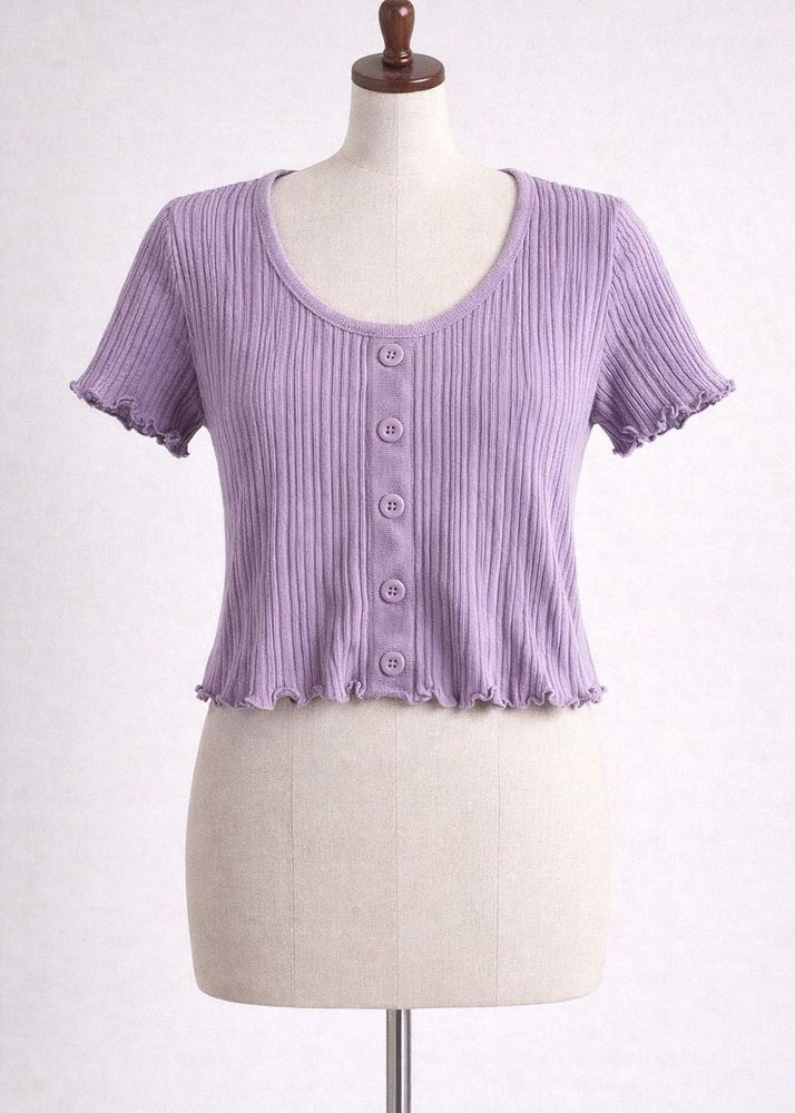 PRICE DROP Lilac Ribbed Button-Up Crop Top