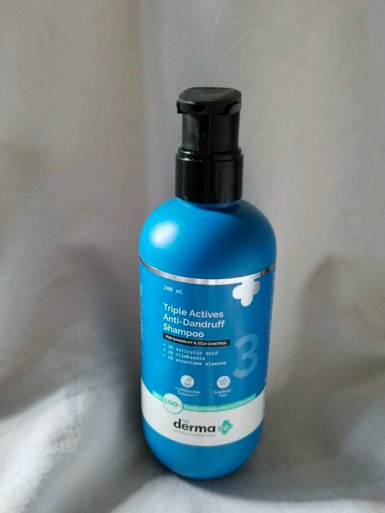 Derma Co. Anti-Dandruff Shampoo
