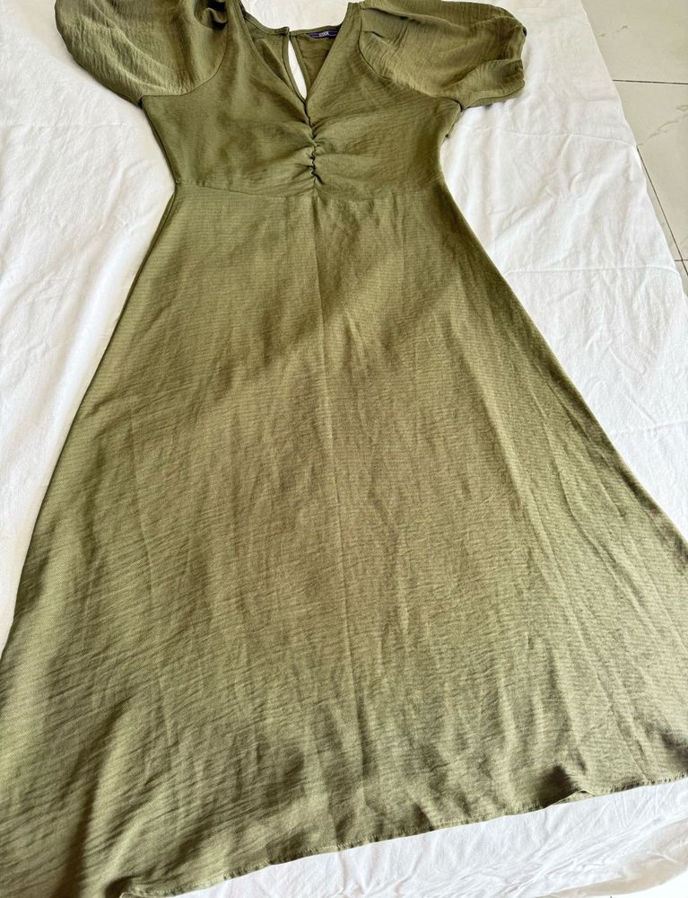 Olive Green Button Detail Midi Dress