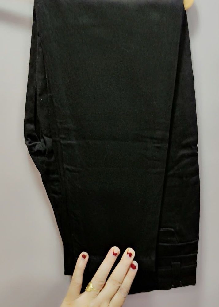 Elegant Black casual pant
