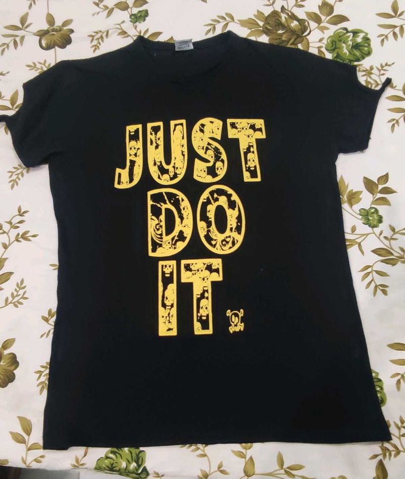 🖤 Graphic print Tee🖤