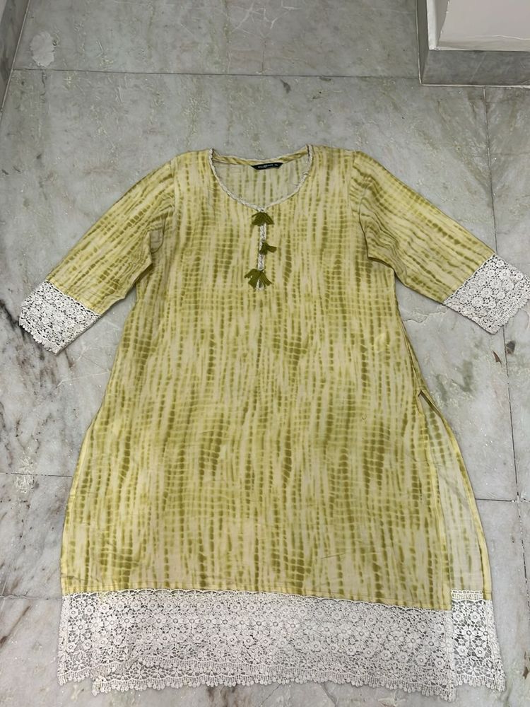 Green Tie-Dye Kurti with Lace Details