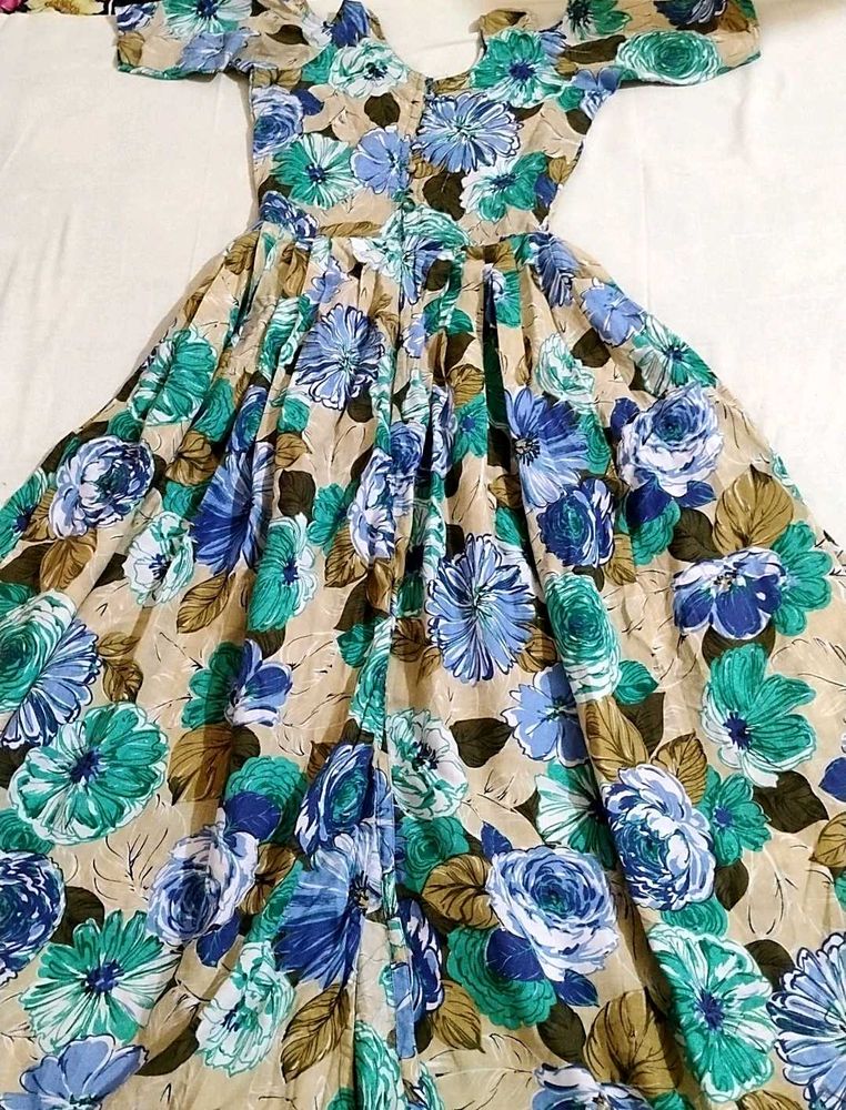 Beautiful Floral Print Maxi Dress