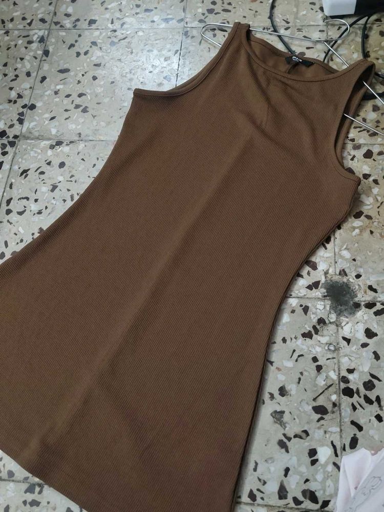 Classic Brown Sleeveless Dress