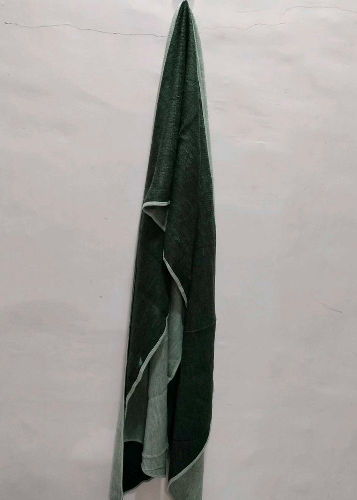 Elegant Green Scarf