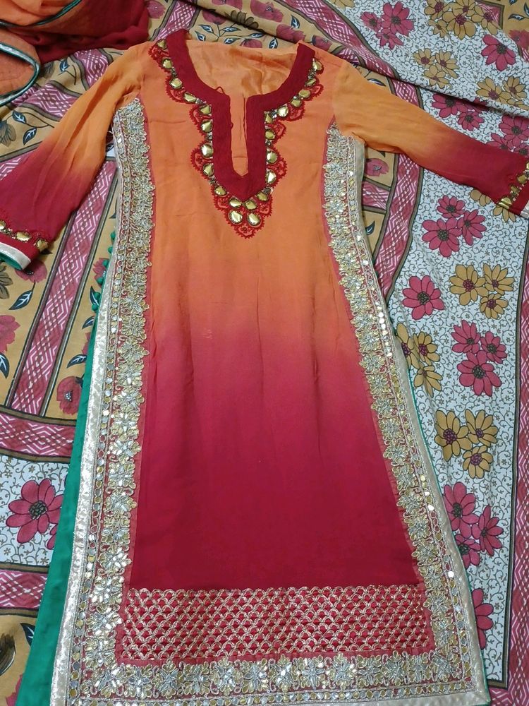 Lovely Boutique Made Paitila Suit Top N Dupata