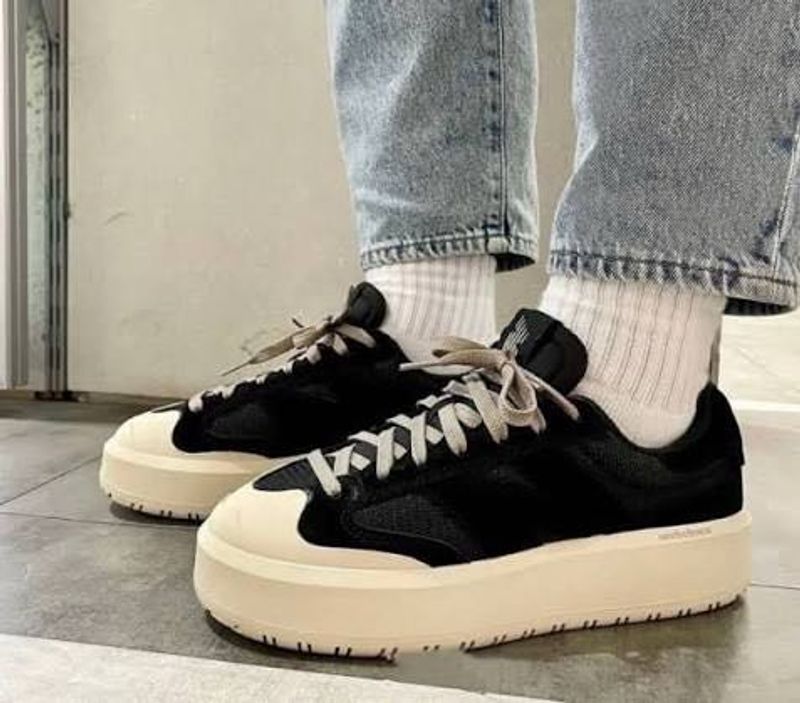 New Balance Sneakers