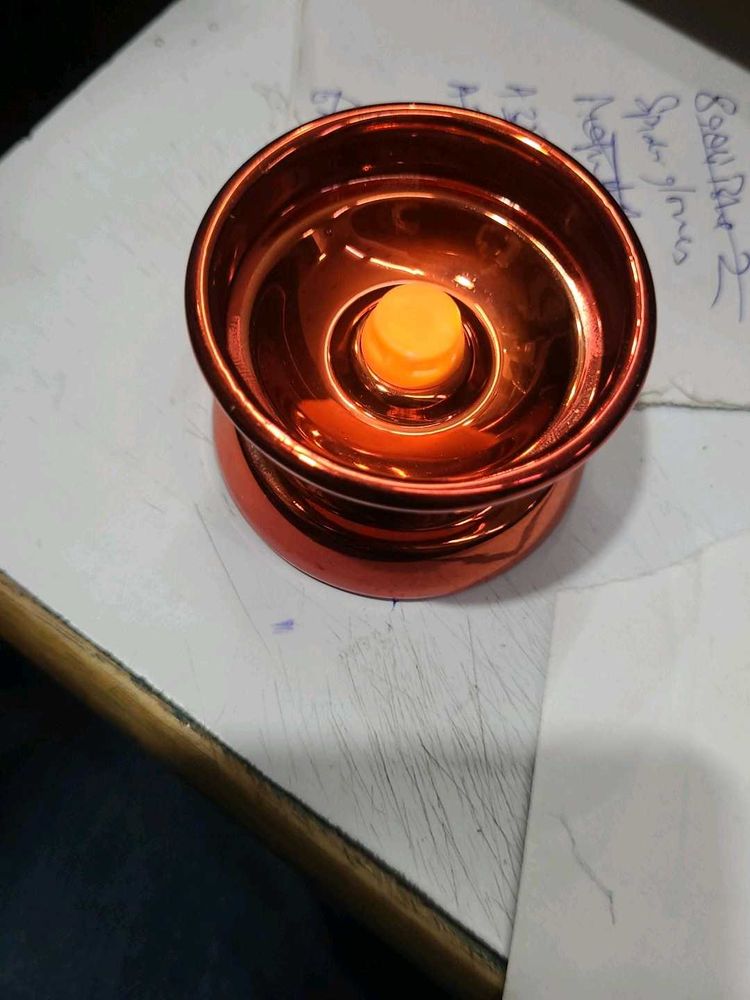 Red Metal Yo-Yo