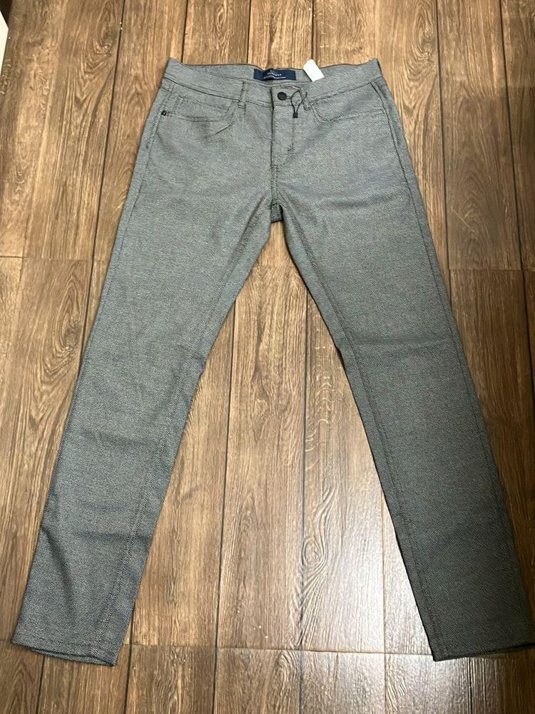 ZARA Man Gray Herringbone Dress Pants - Slim Fit