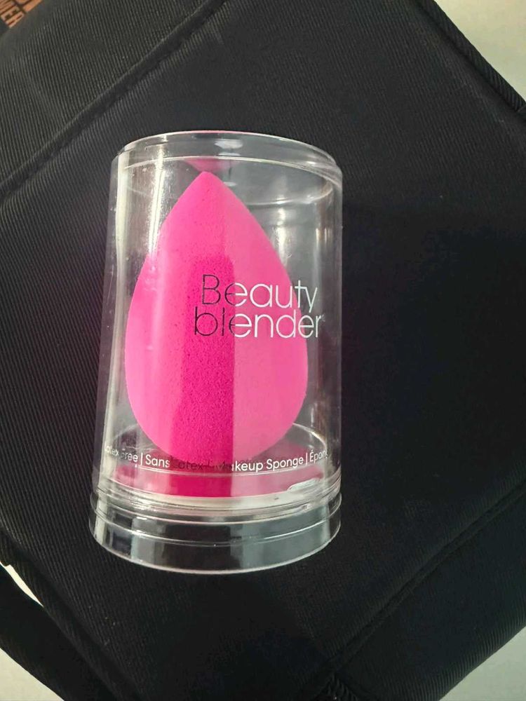 Beauty Blender Makeup Sponge (New)