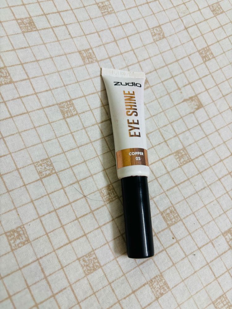 Eye shine Copper
