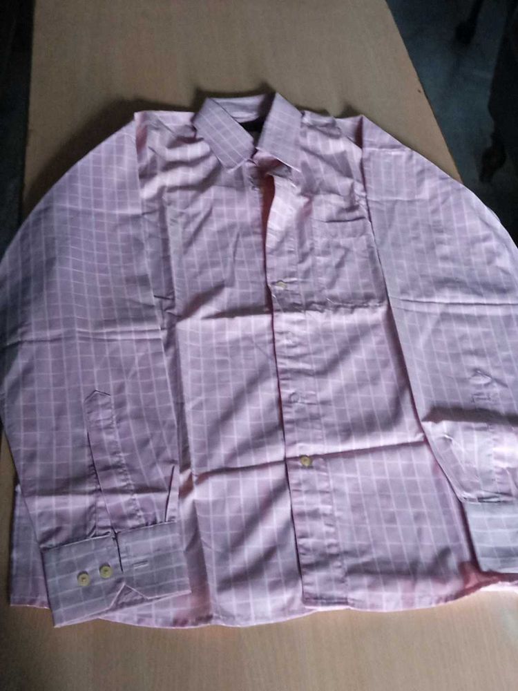 Men's Pink Checkered Long Sleeve Shirt